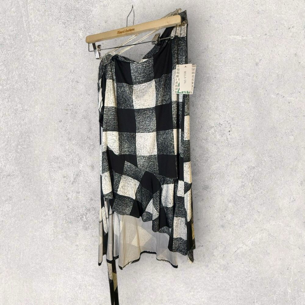 Lularoe Bella Wrap Skirt 2XL NWT Black And White Checkered Ruffle Casual Skirt
